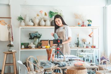 11-Décorer avec des objets en verre recyclé pour une touche d'élégance éco-friendly