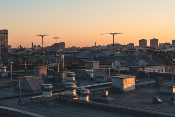 toiture-batiment-urbain