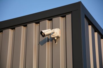 découvrez l'importance de la surveillance dans divers domaines, de la sécurité publique à la protection des données. explorez les outils et technologies innovants qui assurent une surveillance efficace et respectent la vie privée.