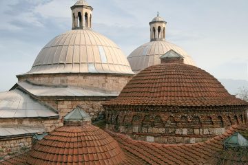 découvrez les meilleures solutions de protection de toiture pour préserver votre toit des intempéries, assurer sa longévité et optimiser votre confort tout au long de l'année.