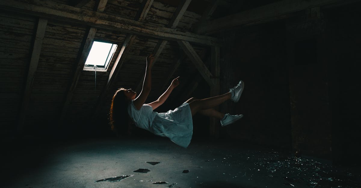 découvrez comment aménager une salle de bain dans les combles : idées pratiques, conseils d’aménagement et astuces pour optimiser l’espace sous le toit.